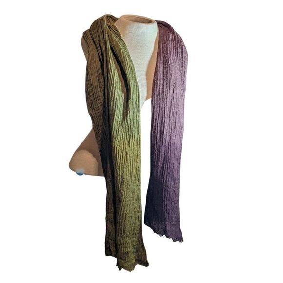 HUIT-HUIT SHADES OF GREEN & BROWN WOOL FRINGED SCARF - 18" x 72" - Picture 3 of 4